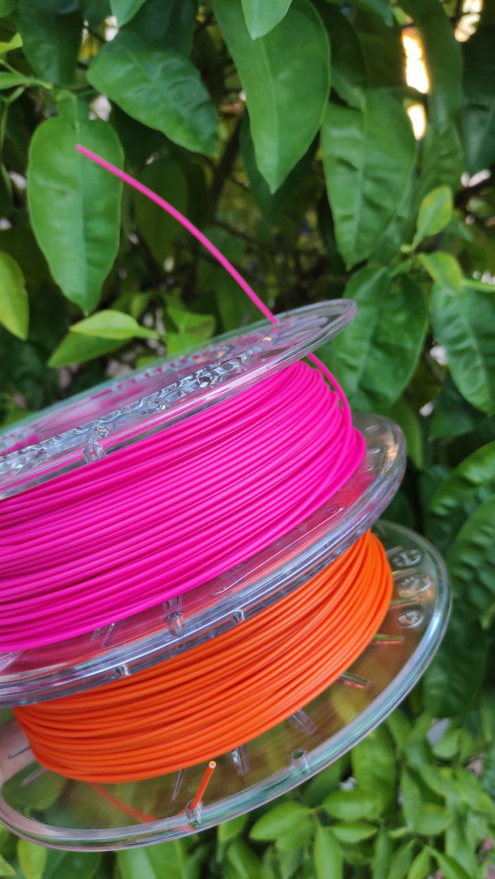 Two color spool